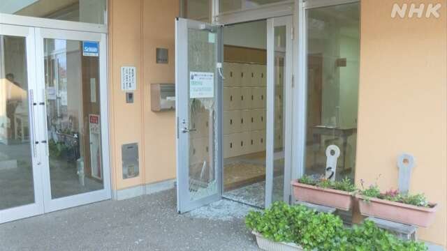 山形県　熊が小学校に出た