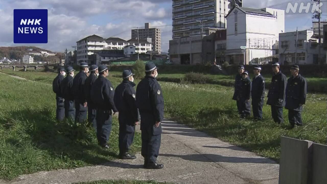 警察官が13日からライフル銃で熊を撃つ仕事をする